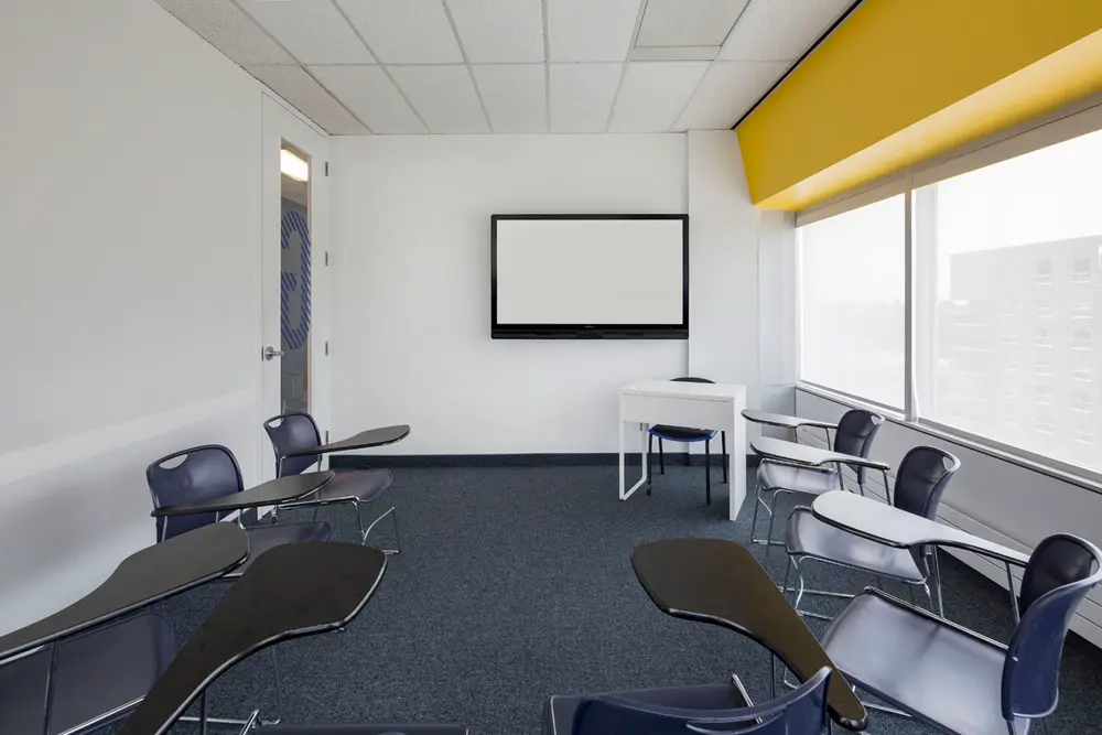 TO-ClassroomEmpty-SM-1707.jpg